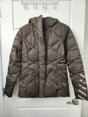 The North Face Dark Khaki Green Iridescent Diamond Quilted Hooded Puffer | S/P